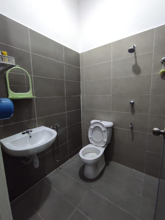 Bb D'Velodrom Homestay 龙运 外观 照片
