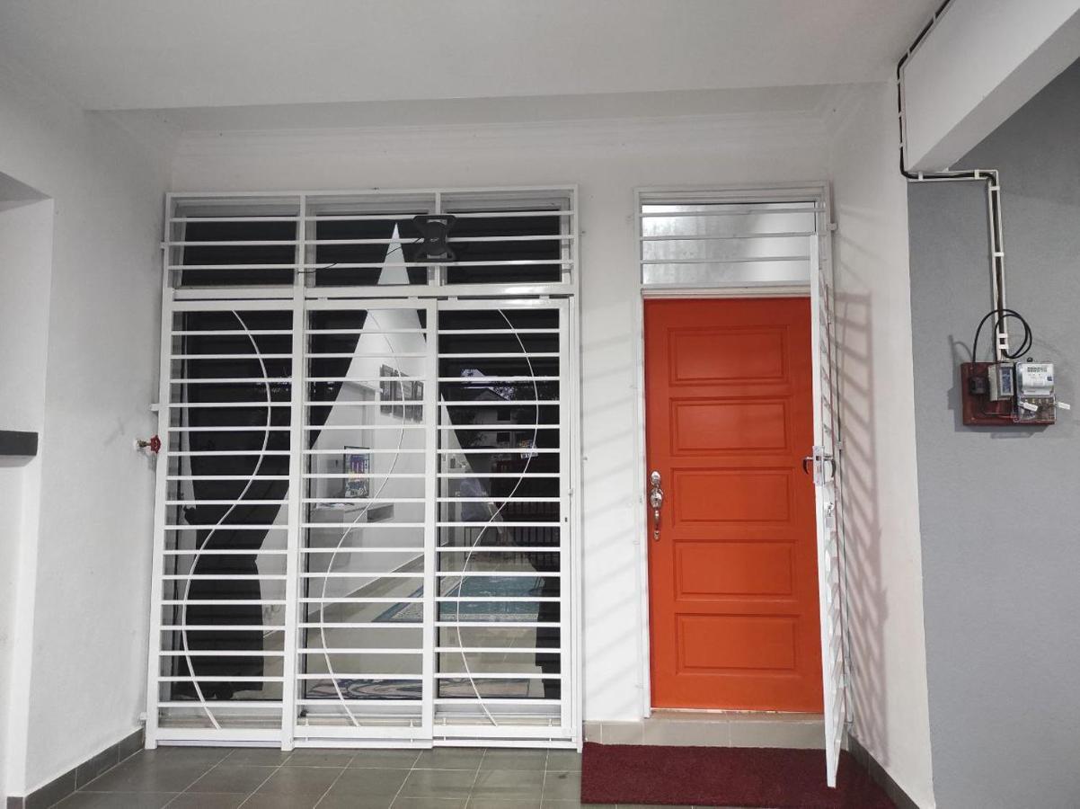 Bb D'Velodrom Homestay 龙运 外观 照片